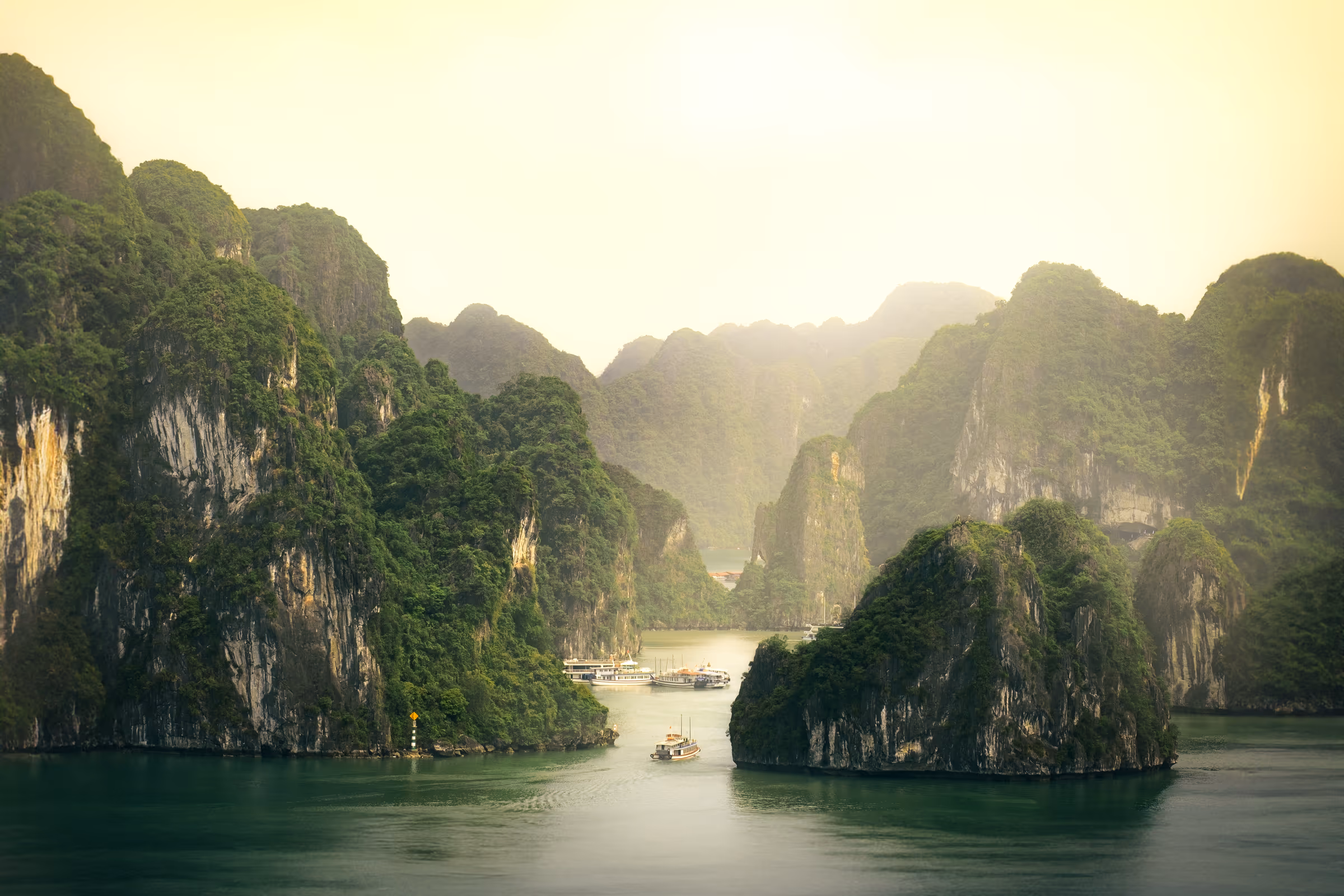 Spa hotels in Hạ Long, Vietnam